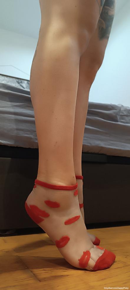 Just took some pictures the other day trying my new socks.