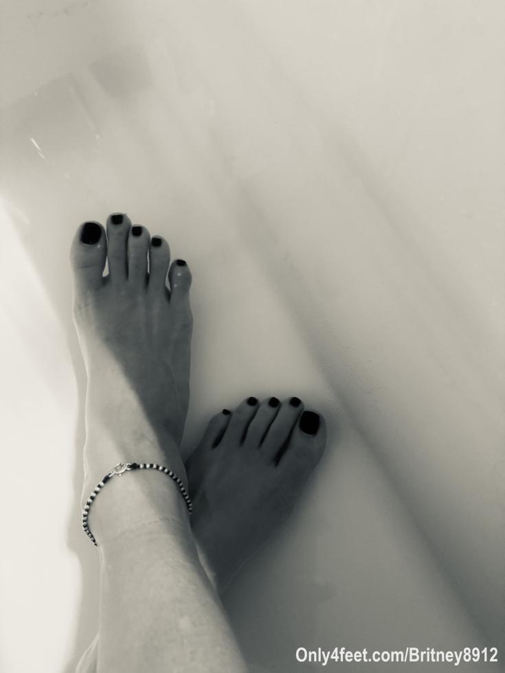🛁🛁🦶🏻