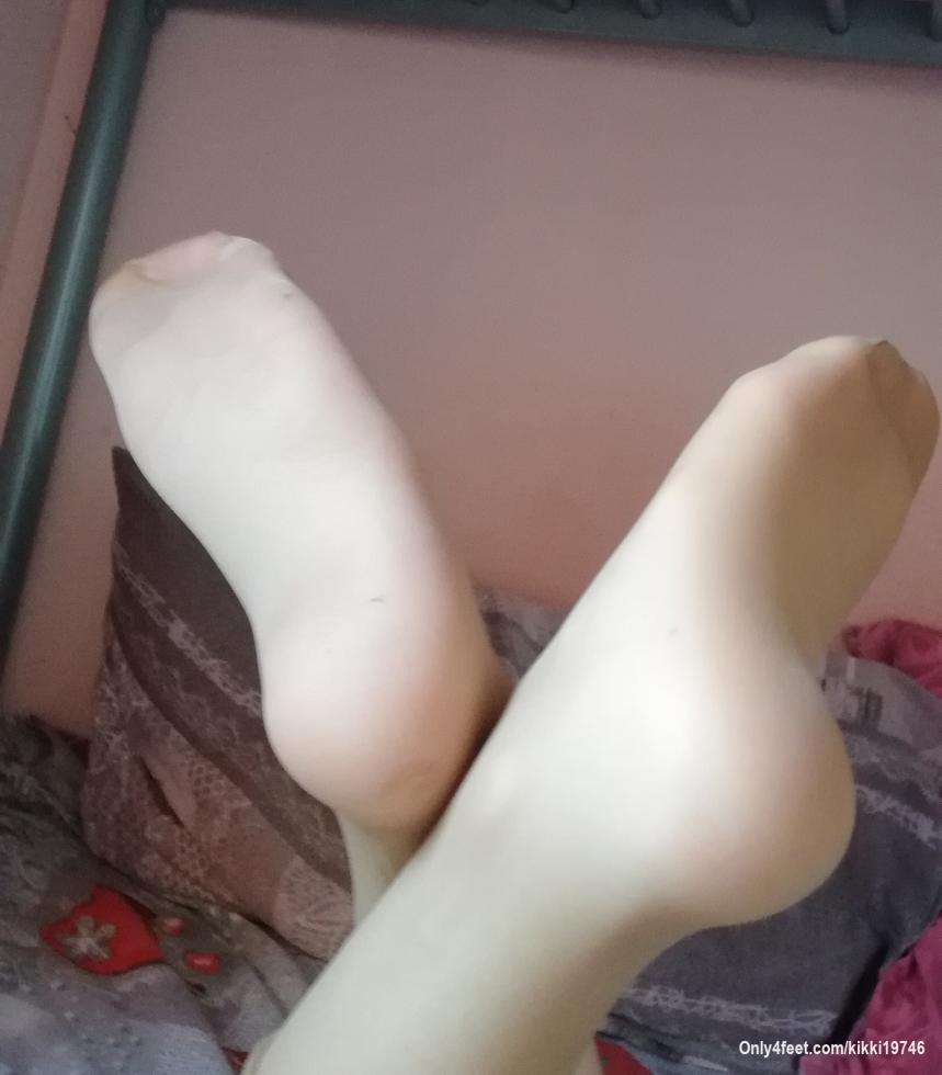 👣👣