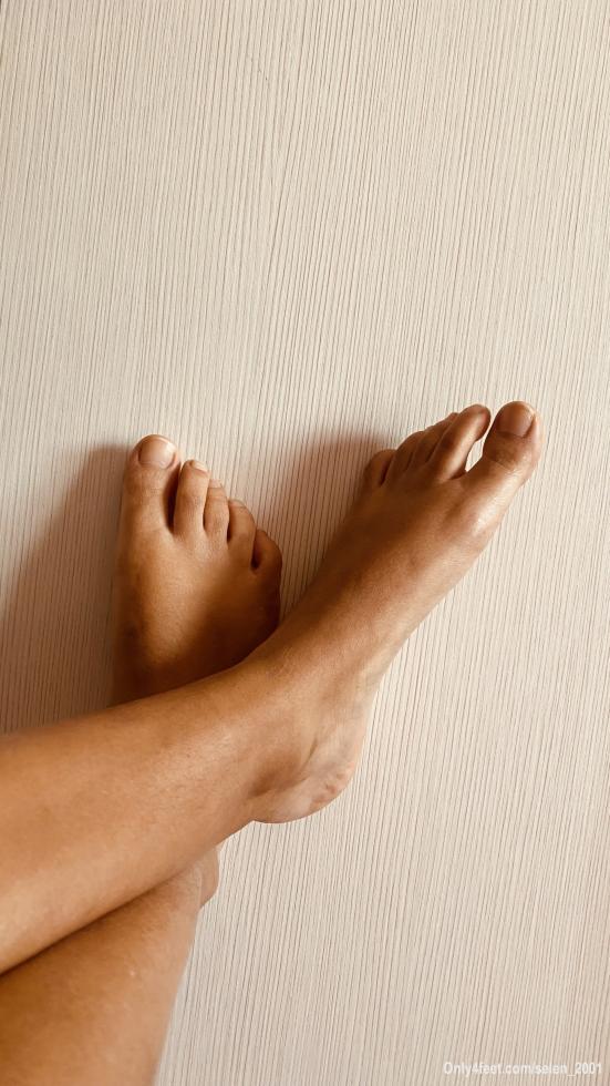 My little feet🥰