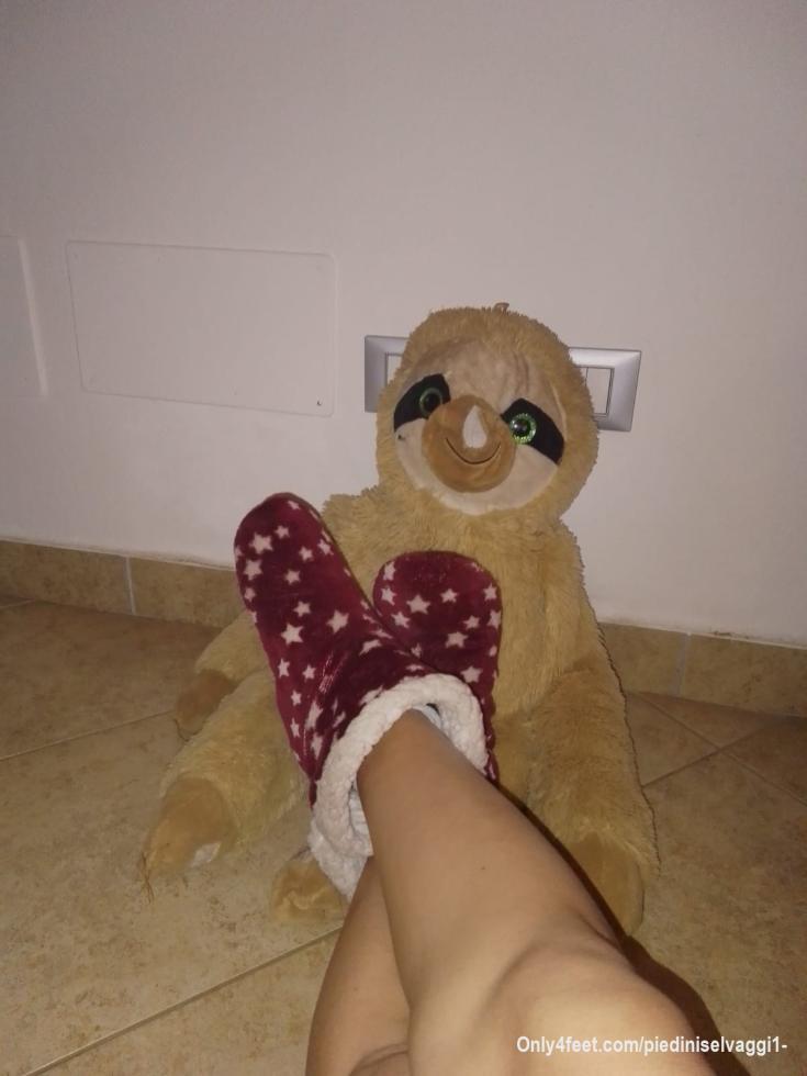 questa sera stanchissima...vorrei un massaggio...notteeee 🥰