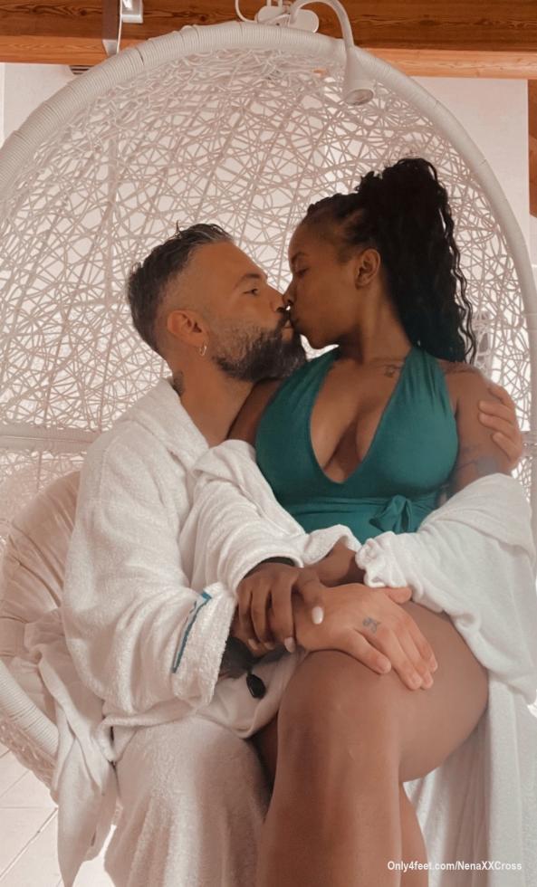 ❌❌NENA& CROSS❌❌

INTERRACIAL-FETISH GIRL - BLACK GIRL & WHITE CREAMY -BLOWJOB- FOOTJOB - PISSING FEET - FUN- SEX- SQUIRTING - BUY SOCKS,SLIP,BED SHEETS SQUIRT- MASTURBATION MALE/FEMALE -BIG WHITE COCK