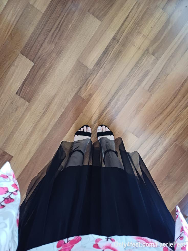 Si va a mangiare il sushi😇
Qualcuno mi offre il pranzo?