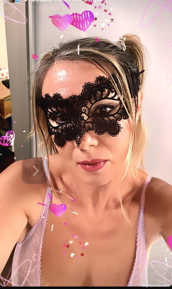 Seguite il mio account amori miei ho tante
sorprese per chi mi segue e ho i migliori
contenuti e a buon prezzo