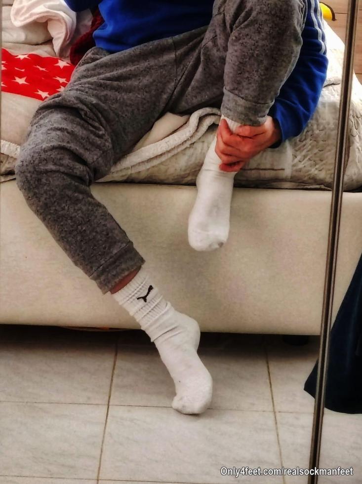 Buongiorno... Buon weekend 
Seguimi ... 😎😏🧦🦶🏼🔥