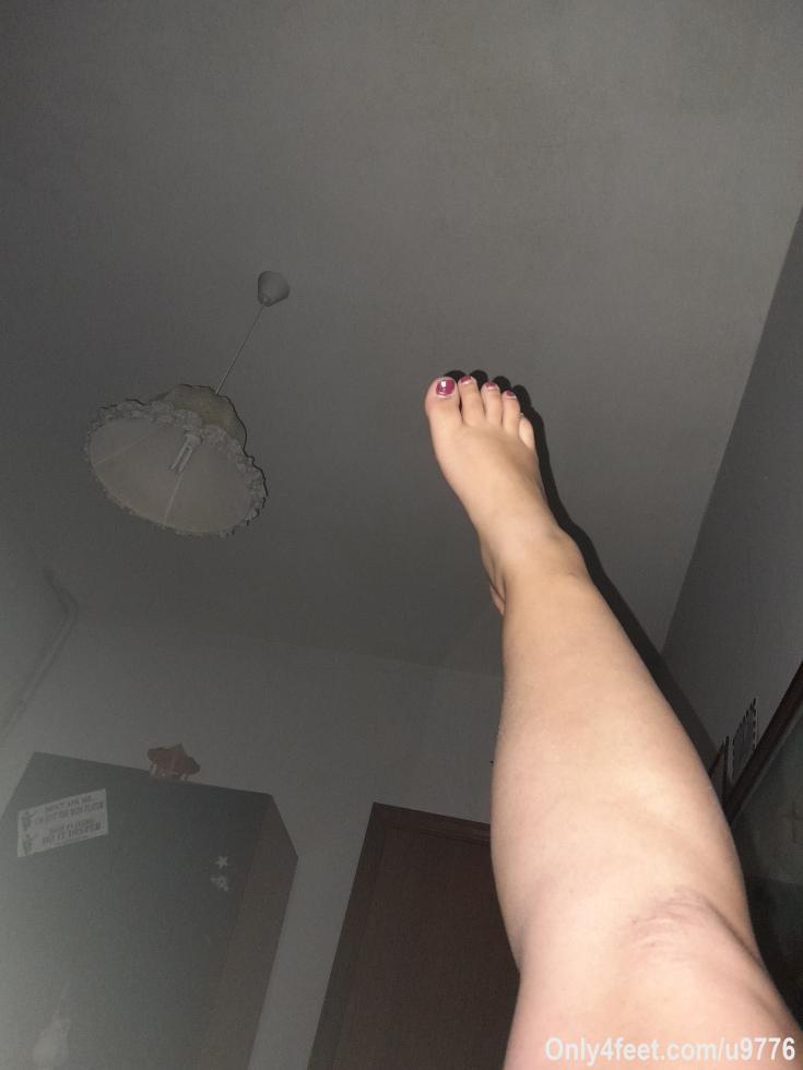 Not censored, free for you.
#piedini #piedi #feet #foot