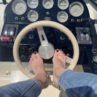 Feetonboat